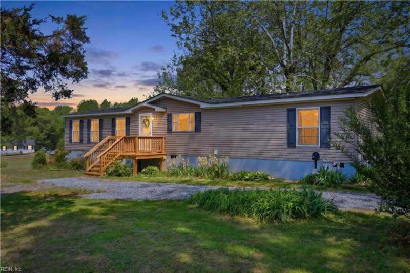 Photo 31 of 46 residential for sale in Middlesex County virginia