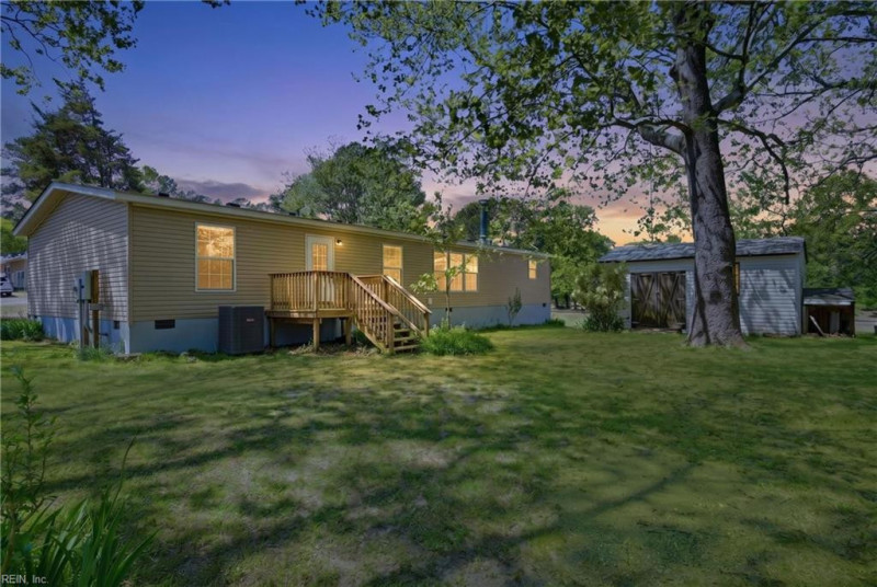 Photo 32 of 46 residential for sale in Middlesex County virginia
