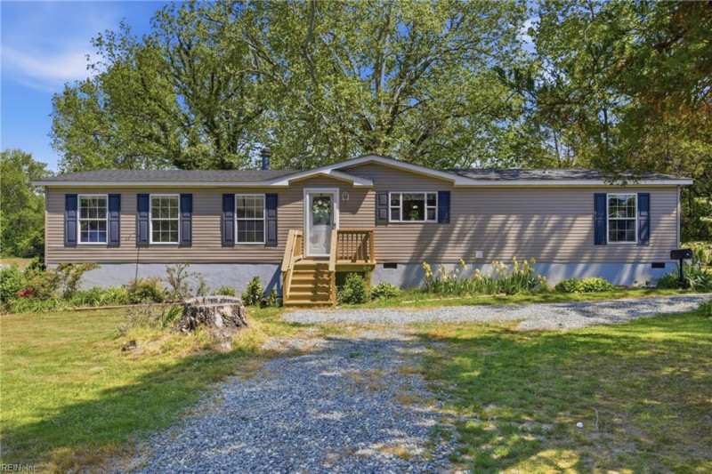 Photo 35 of 46 residential for sale in Middlesex County virginia