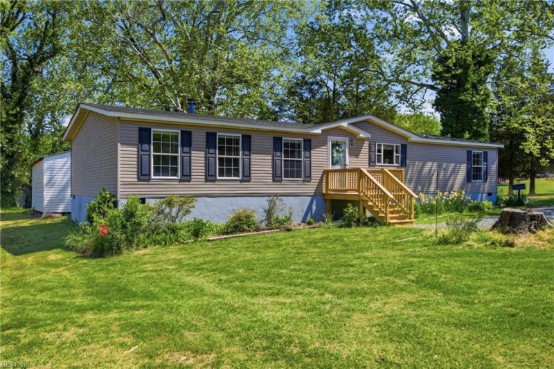 Photo 36 of 46 residential for sale in Middlesex County virginia