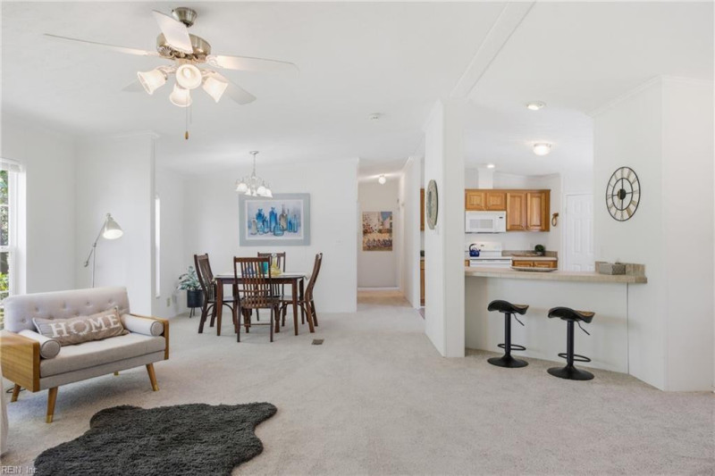 Photo 4 of 46 residential for sale in Middlesex County virginia