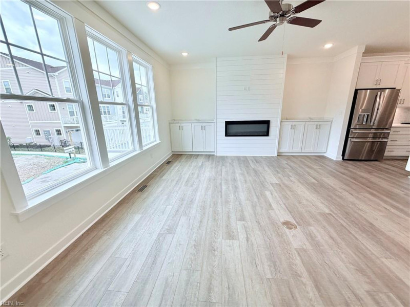 Photo 12 of 31 residential for sale in Chesapeake virginia Photo 12 of 31 residential for sale in Chesapeake virginia