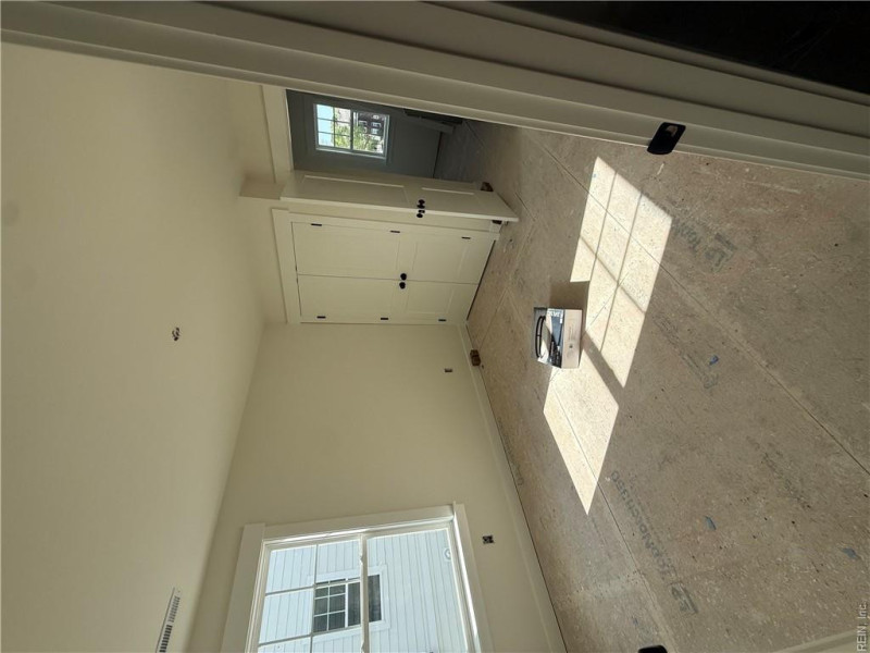 Photo 19 of 27 residential for sale in Chesapeake virginia