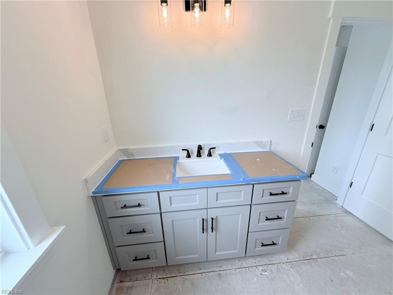 Photo 21 of 27 residential for sale in Chesapeake virginia