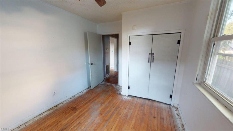 Photo 25 of 50 residential for sale in Norfolk virginia Photo 25 of 50 residential for sale in Norfolk virginia