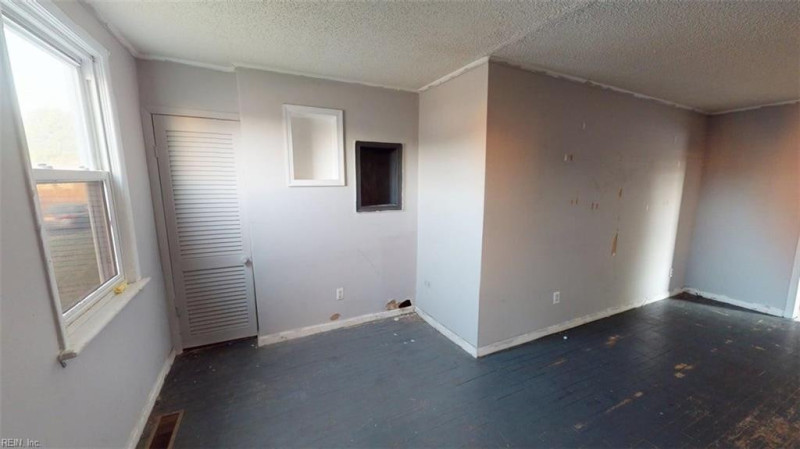 Photo 4 of 50 residential for sale in Norfolk virginia Photo 4 of 50 residential for sale in Norfolk virginia