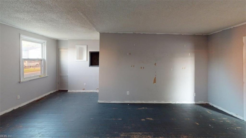 Photo 40 of 50 residential for sale in Norfolk virginia Photo 40 of 50 residential for sale in Norfolk virginia