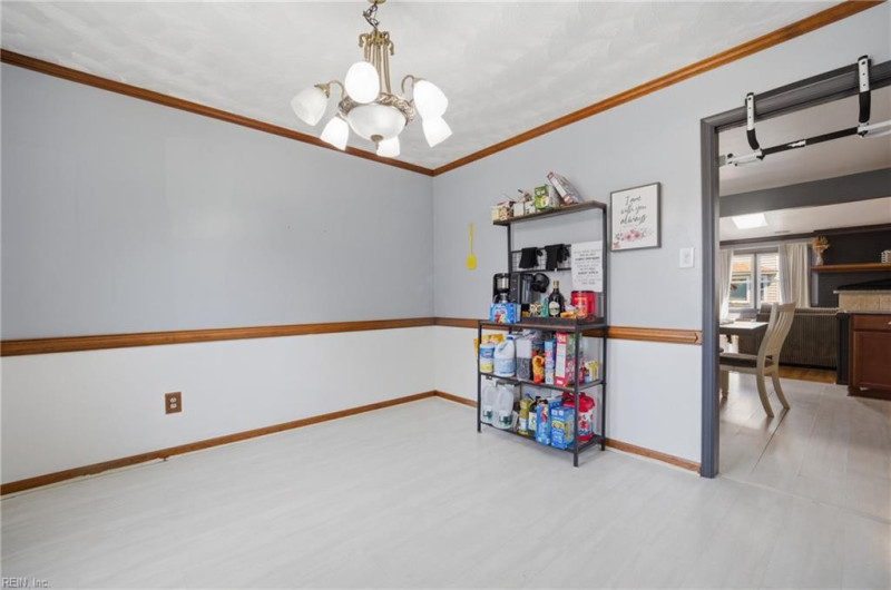 Photo 11 of 39 residential for sale in Virginia Beach virginia