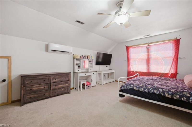 Photo 23 of 39 residential for sale in Virginia Beach virginia