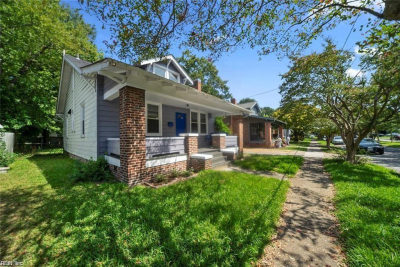Photo 2 of 29 residential for sale in Norfolk virginia