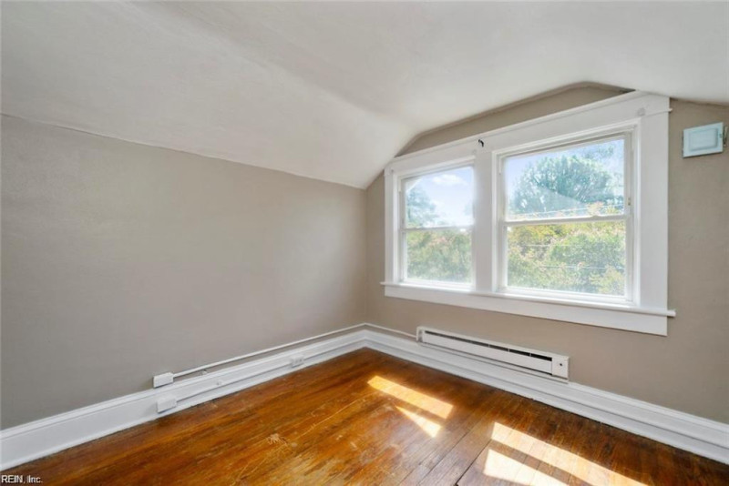 Photo 21 of 29 residential for sale in Norfolk virginia