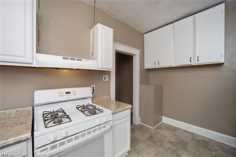 Photo 9 of 29 residential for sale in Norfolk virginia