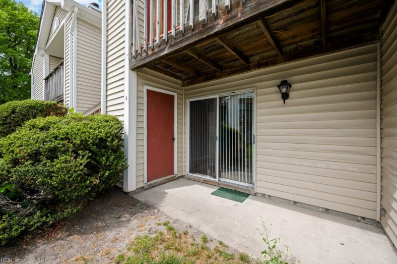 Photo 2 of 26 residential for sale in Chesapeake virginia Photo 2 of 26 residential for sale in Chesapeake virginia
