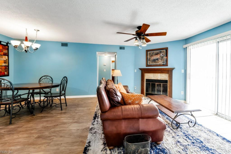 Photo 6 of 26 residential for sale in Chesapeake virginia Photo 6 of 26 residential for sale in Chesapeake virginia