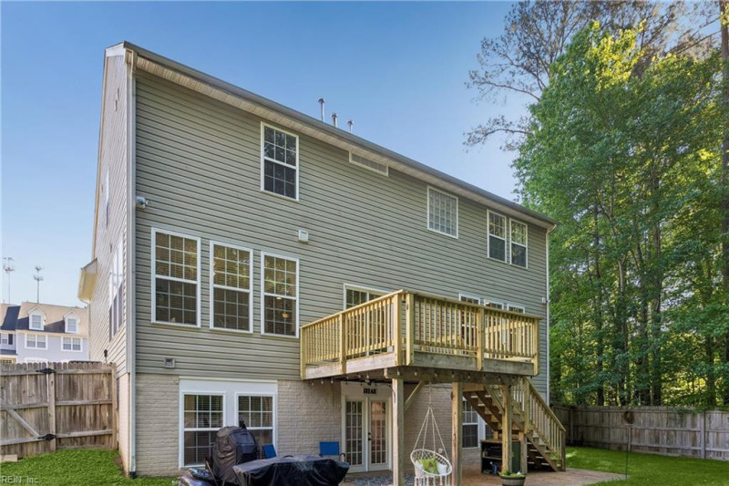 Photo 13 of 50 residential for sale in Gloucester County virginia