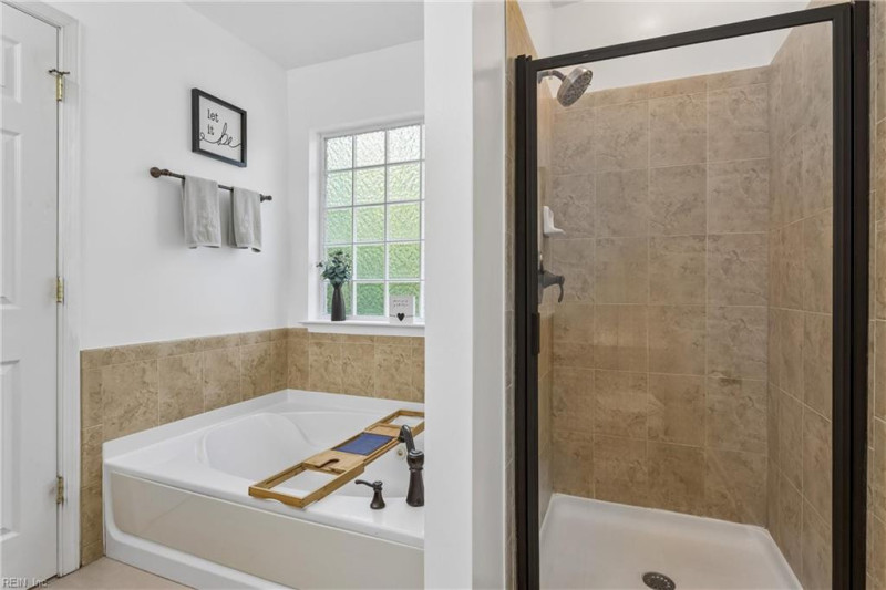 Photo 38 of 50 residential for sale in Gloucester County virginia