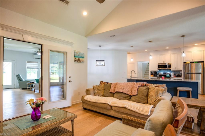 Photo 24 of 50 residential for sale in Chesapeake virginia