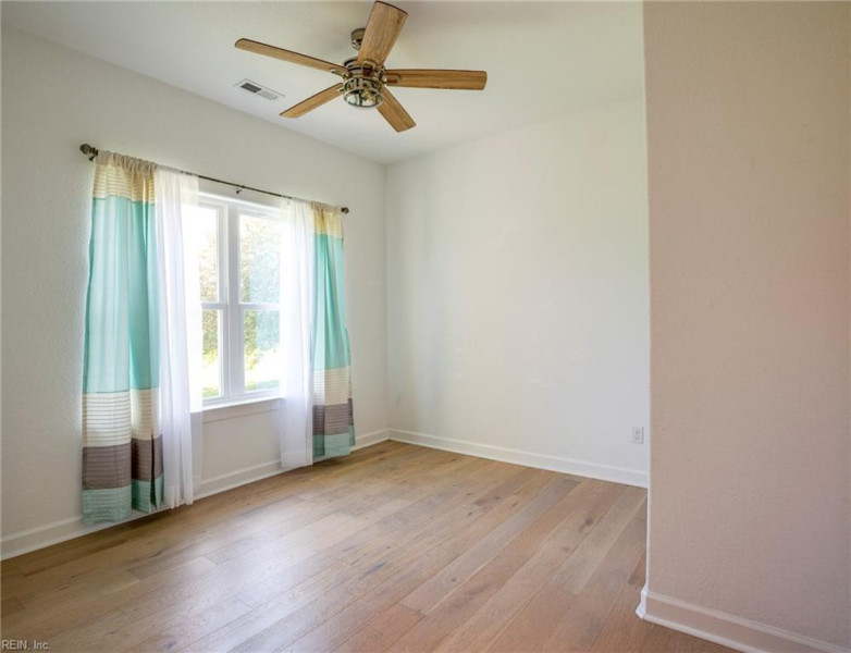 Photo 39 of 50 residential for sale in Chesapeake virginia
