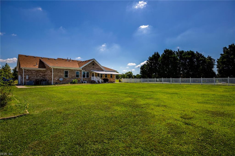 Photo 6 of 50 residential for sale in Chesapeake virginia