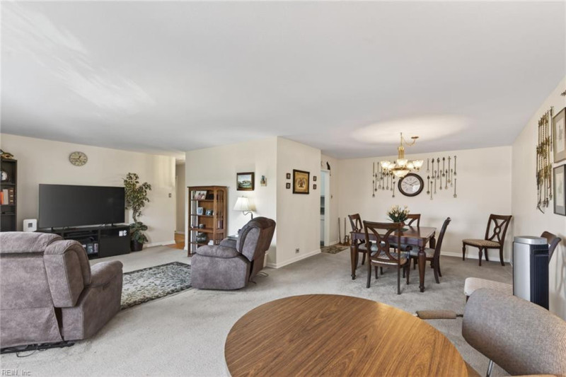 Photo 13 of 50 residential for sale in Norfolk virginia