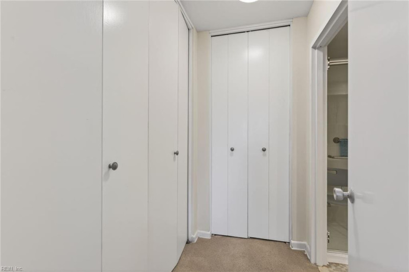 Photo 31 of 50 residential for sale in Norfolk virginia