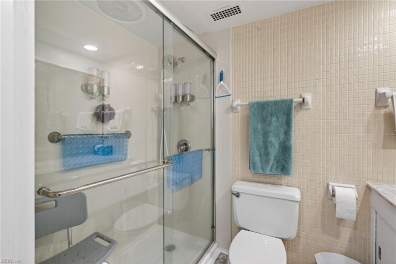 Photo 32 of 50 residential for sale in Norfolk virginia