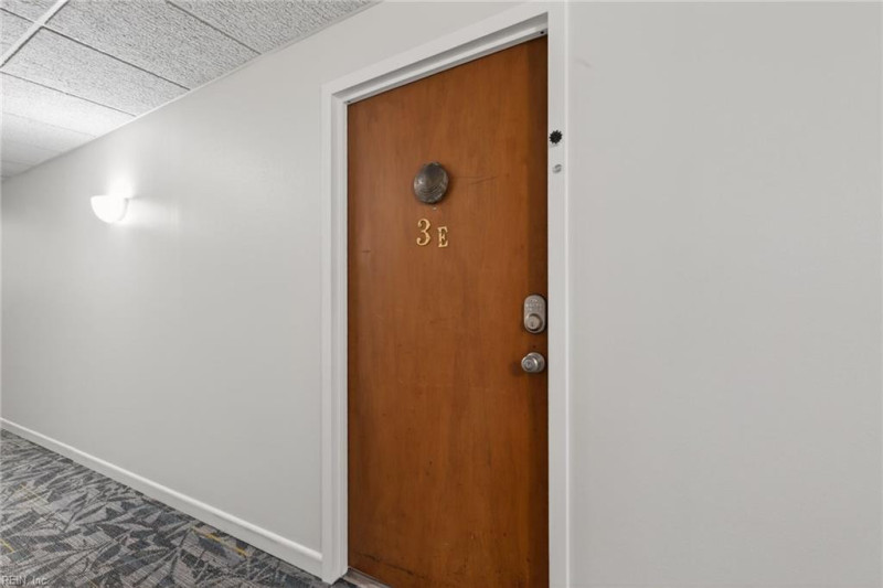 Photo 6 of 50 residential for sale in Norfolk virginia
