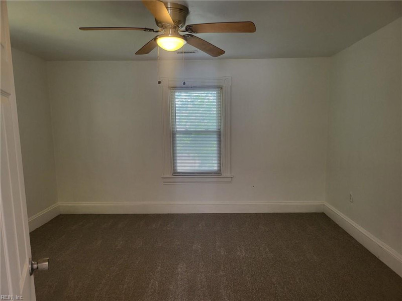 Photo 12 of 18 residential for sale in Hampton virginia