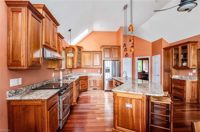 Photo 11 of 50 residential for sale in Suffolk virginia