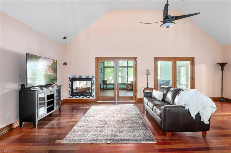 Photo 20 of 50 residential for sale in Suffolk virginia
