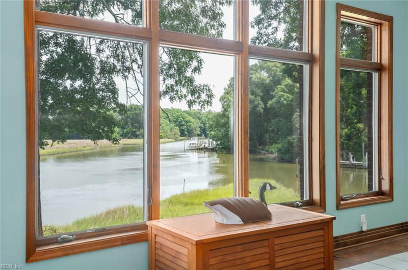 Photo 26 of 50 residential for sale in Suffolk virginia