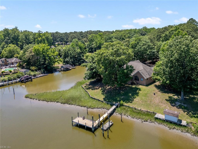 Photo 3 of 50 residential for sale in Suffolk virginia