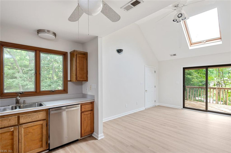 Photo 44 of 50 residential for sale in Suffolk virginia