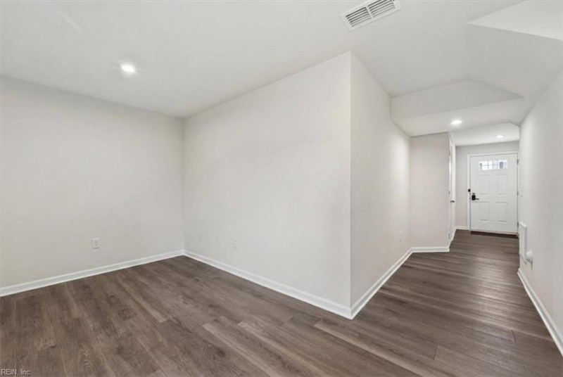 Photo 14 of 50 residential for sale in Suffolk virginia