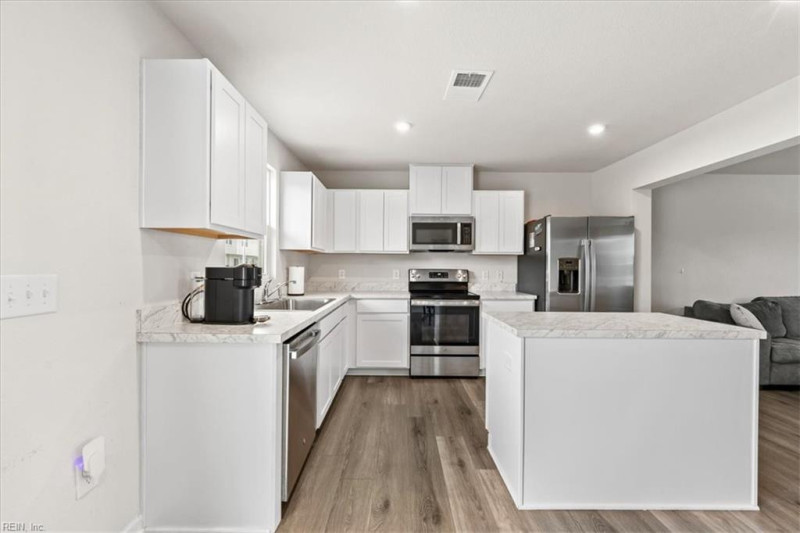 Photo 19 of 50 residential for sale in Suffolk virginia