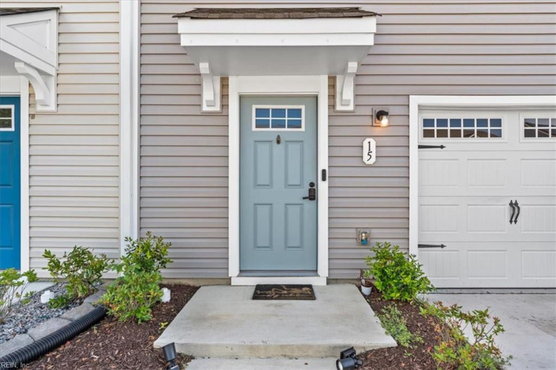 Photo 9 of 50 residential for sale in Suffolk virginia