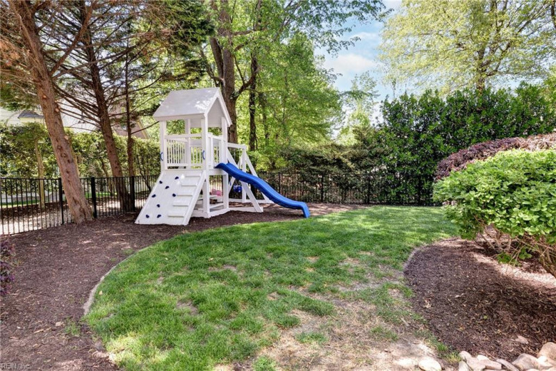 Photo 41 of 50 residential for sale in James City County virginia