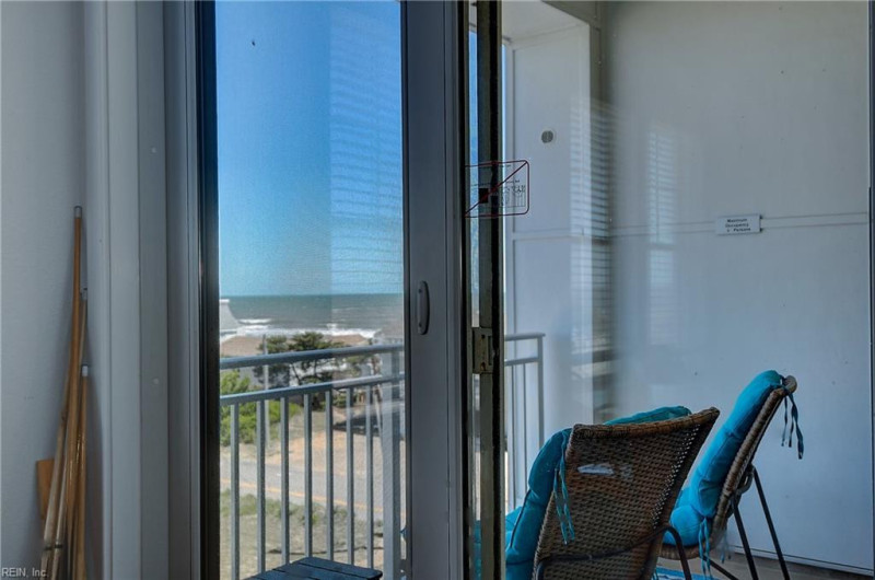 Photo 14 of 46 residential for sale in Virginia Beach virginia