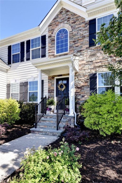 Photo 10 of 46 residential for sale in James City County virginia