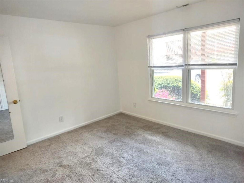 Photo 19 of 32 residential for sale in Virginia Beach virginia