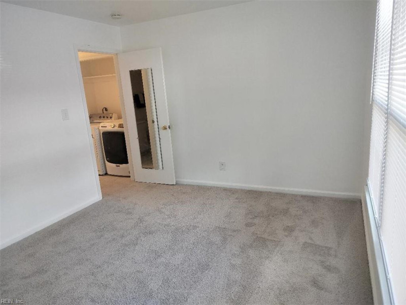 Photo 20 of 32 residential for sale in Virginia Beach virginia