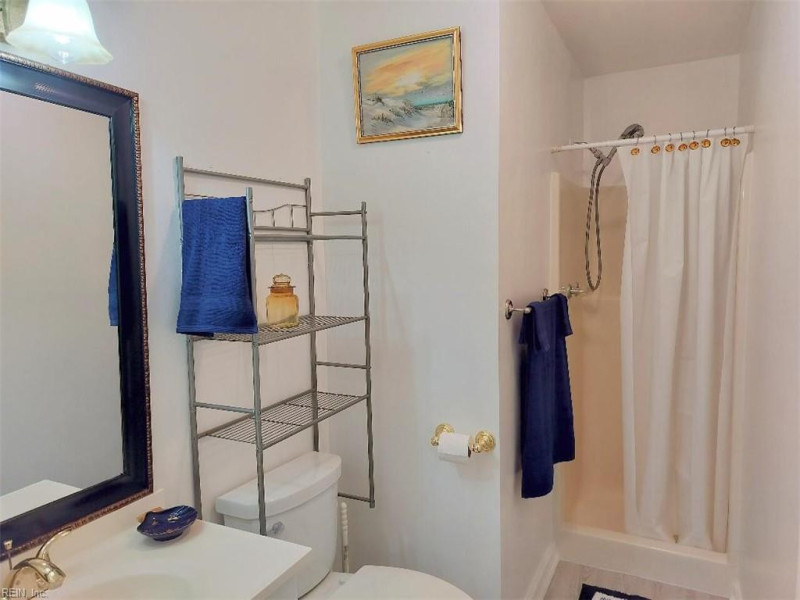 Photo 21 of 32 residential for sale in Virginia Beach virginia