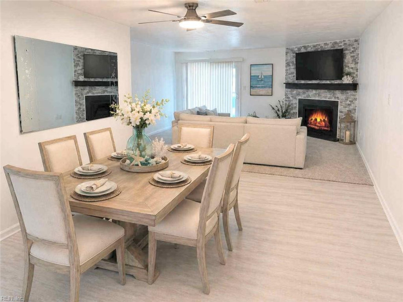Photo 4 of 32 residential for sale in Virginia Beach virginia