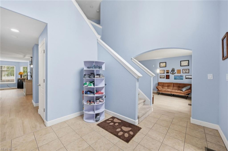 Photo 3 of 46 residential for sale in Isle of Wight County virginia