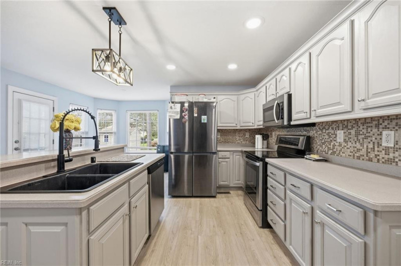 Photo 9 of 46 residential for sale in Isle of Wight County virginia