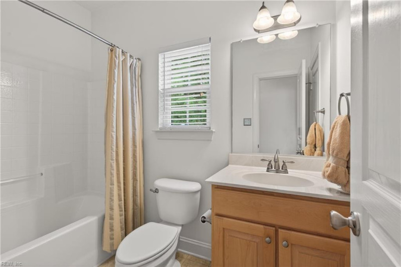 Photo 25 of 50 residential for sale in Suffolk virginia