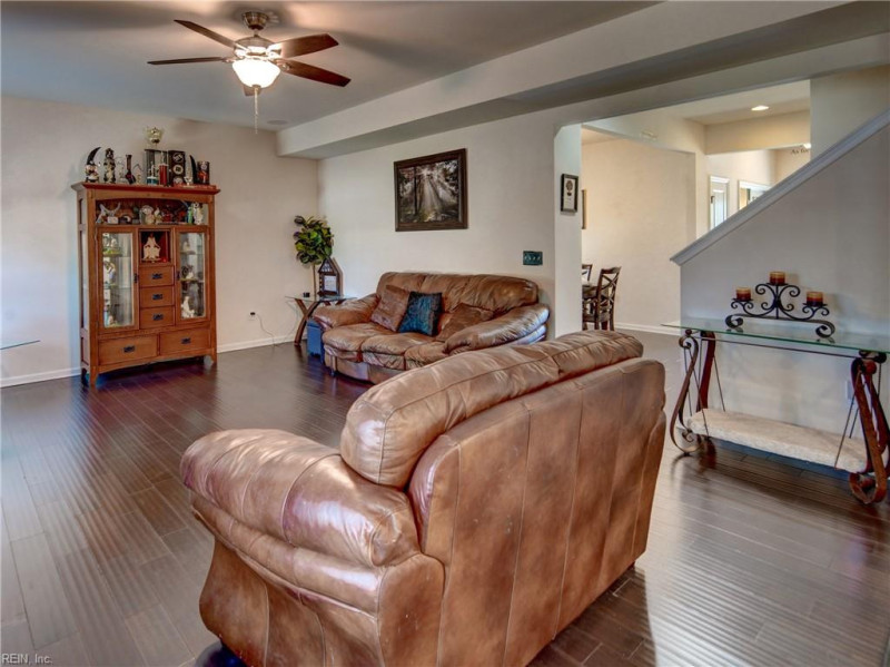 Photo 15 of 50 residential for sale in Chesapeake virginia