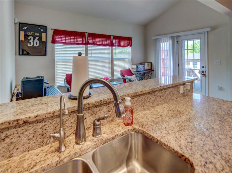 Photo 21 of 50 residential for sale in Chesapeake virginia