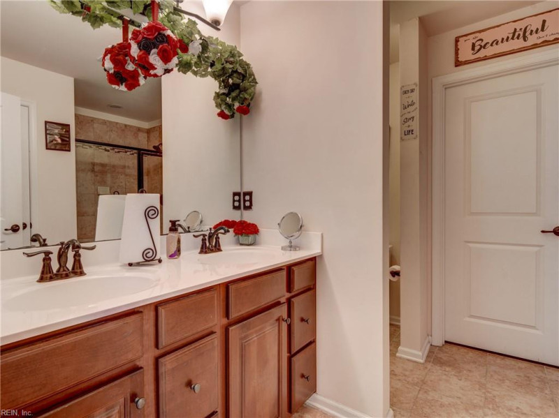 Photo 31 of 50 residential for sale in Chesapeake virginia