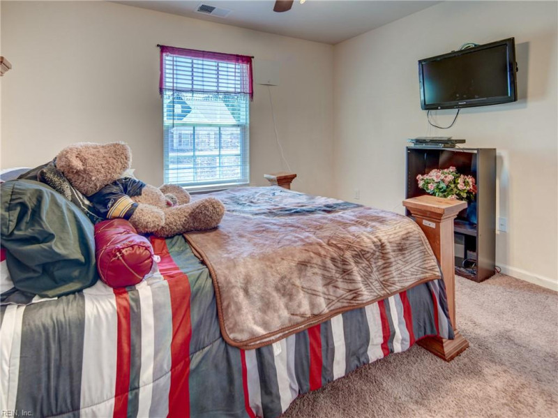 Photo 37 of 50 residential for sale in Chesapeake virginia